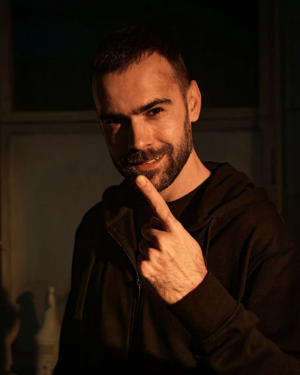 Respins la „Românii au talent”, a ajuns vedetă de film