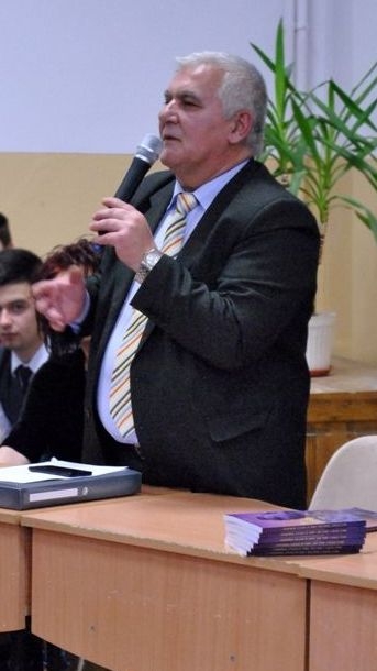 Ne-a părăsit un om unic şi frumos: S-a stins din viaţă profesorul Melu State