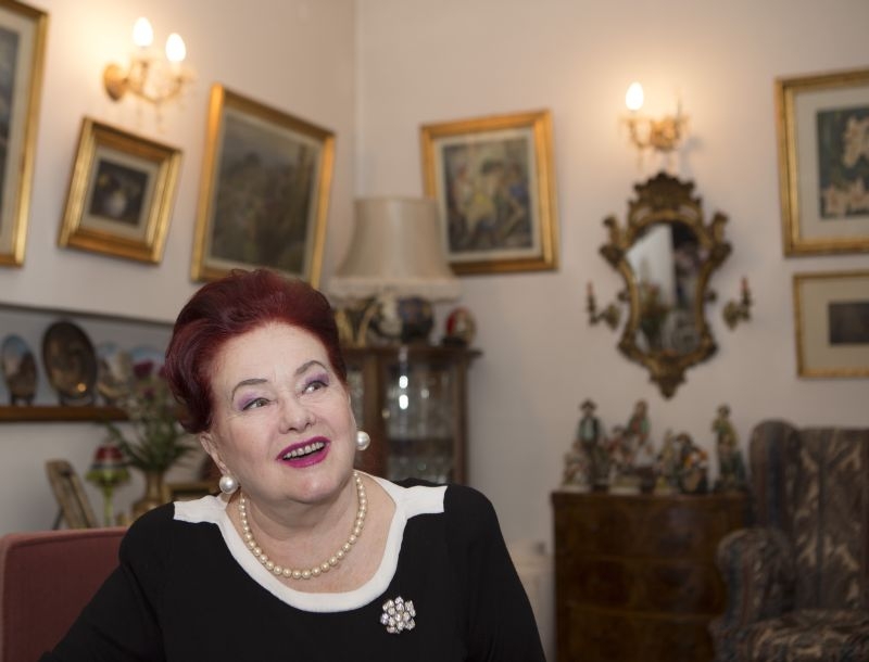 "INTERVIURI DE TOP" - Stela Popescu: "Nu sunt obosită niciodată, pentru că fac ce-mi place"