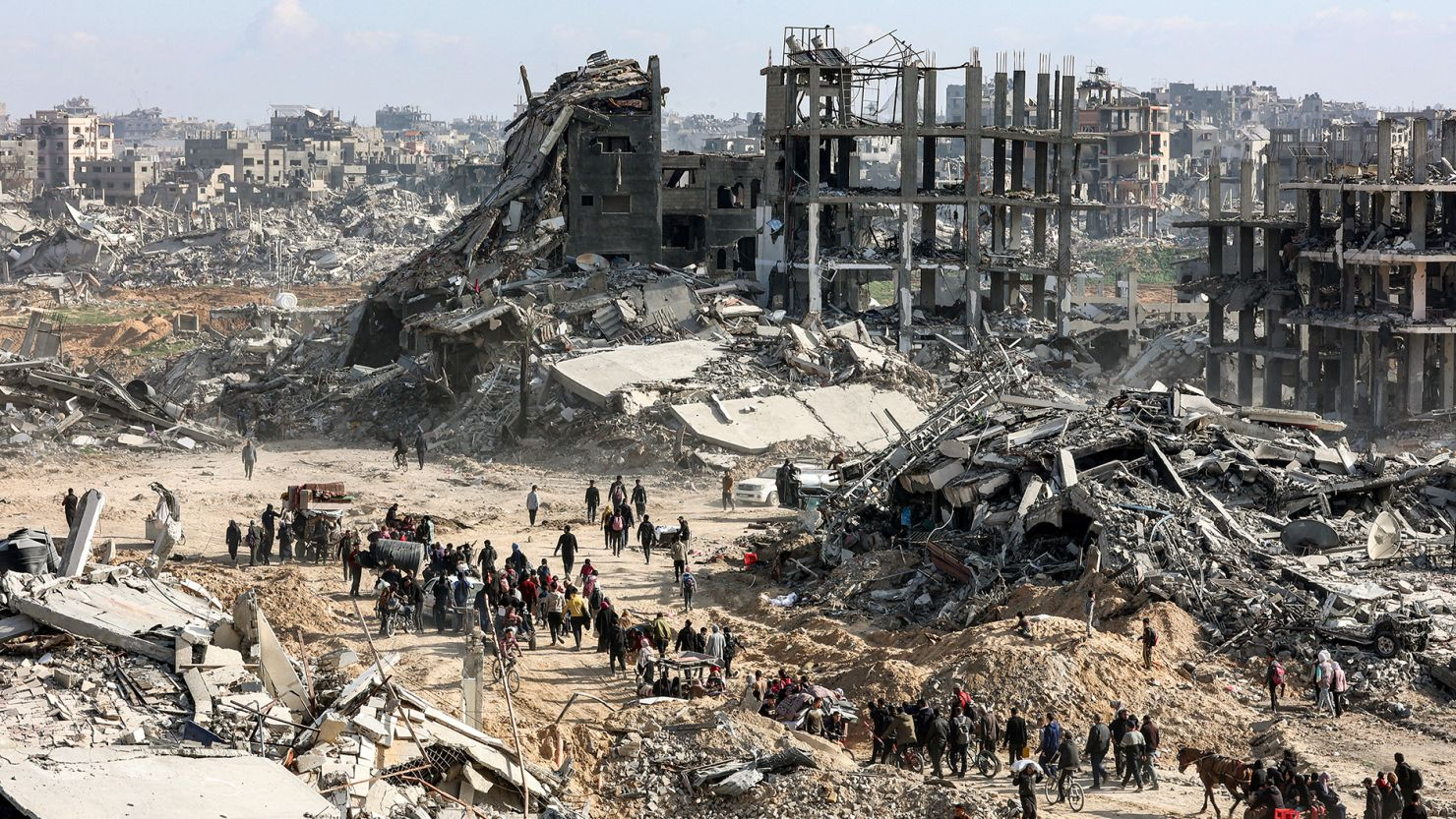 Palestinienii resping planul lui Trump de a prelua Gaza. Furie în statele arabe