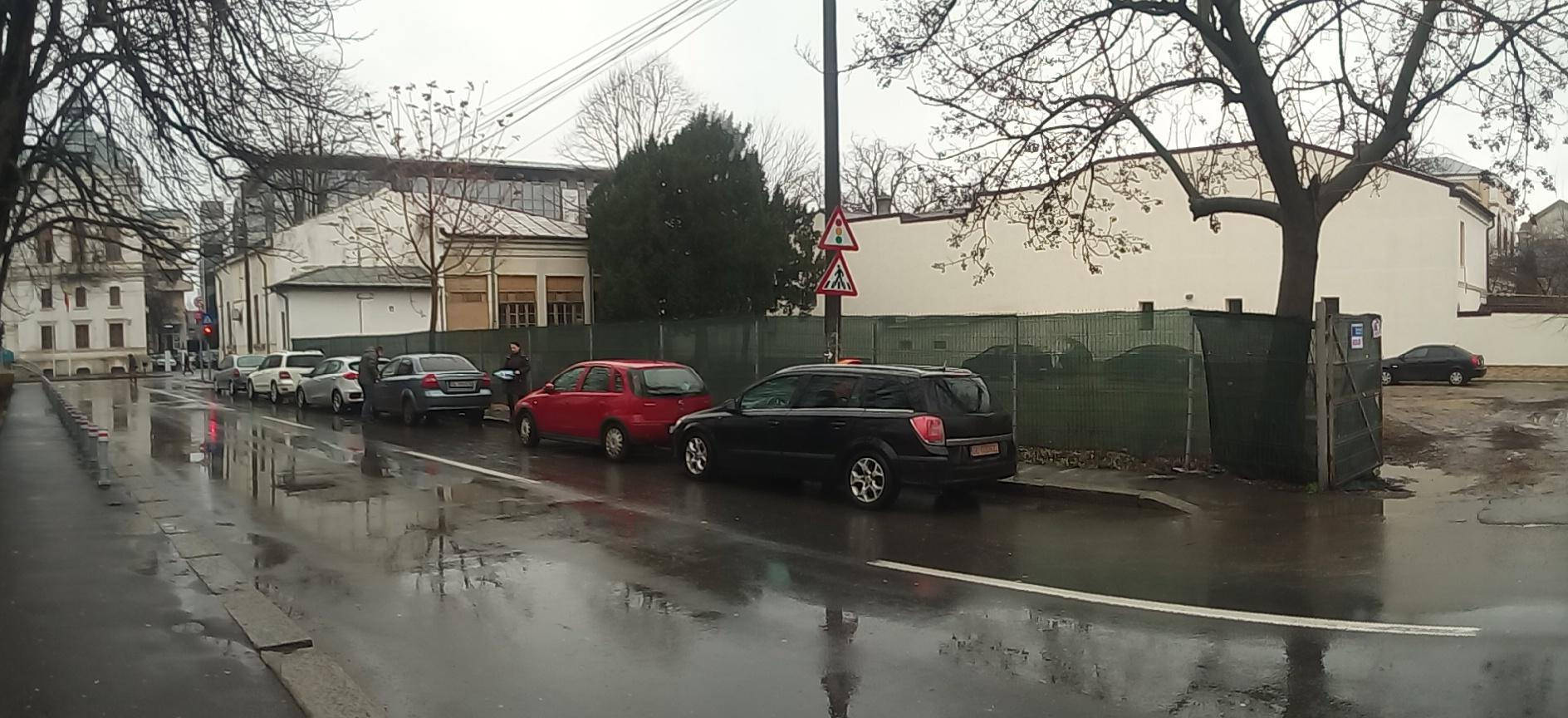 Primăria vrea parcare supraetajată şi în centrul oraşului