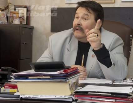 Pentru asociaţii mumă, pentru Apaterm ciumă