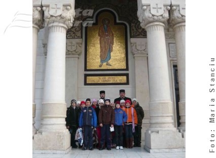 „Hristos este împărtăşit copiilor”