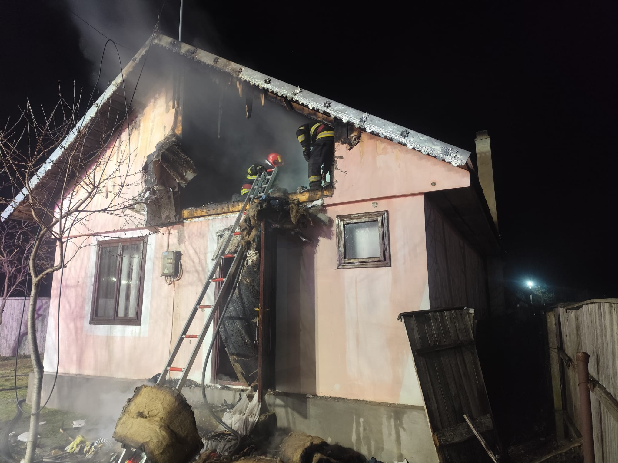 Incendiu de la o improvizație electrică