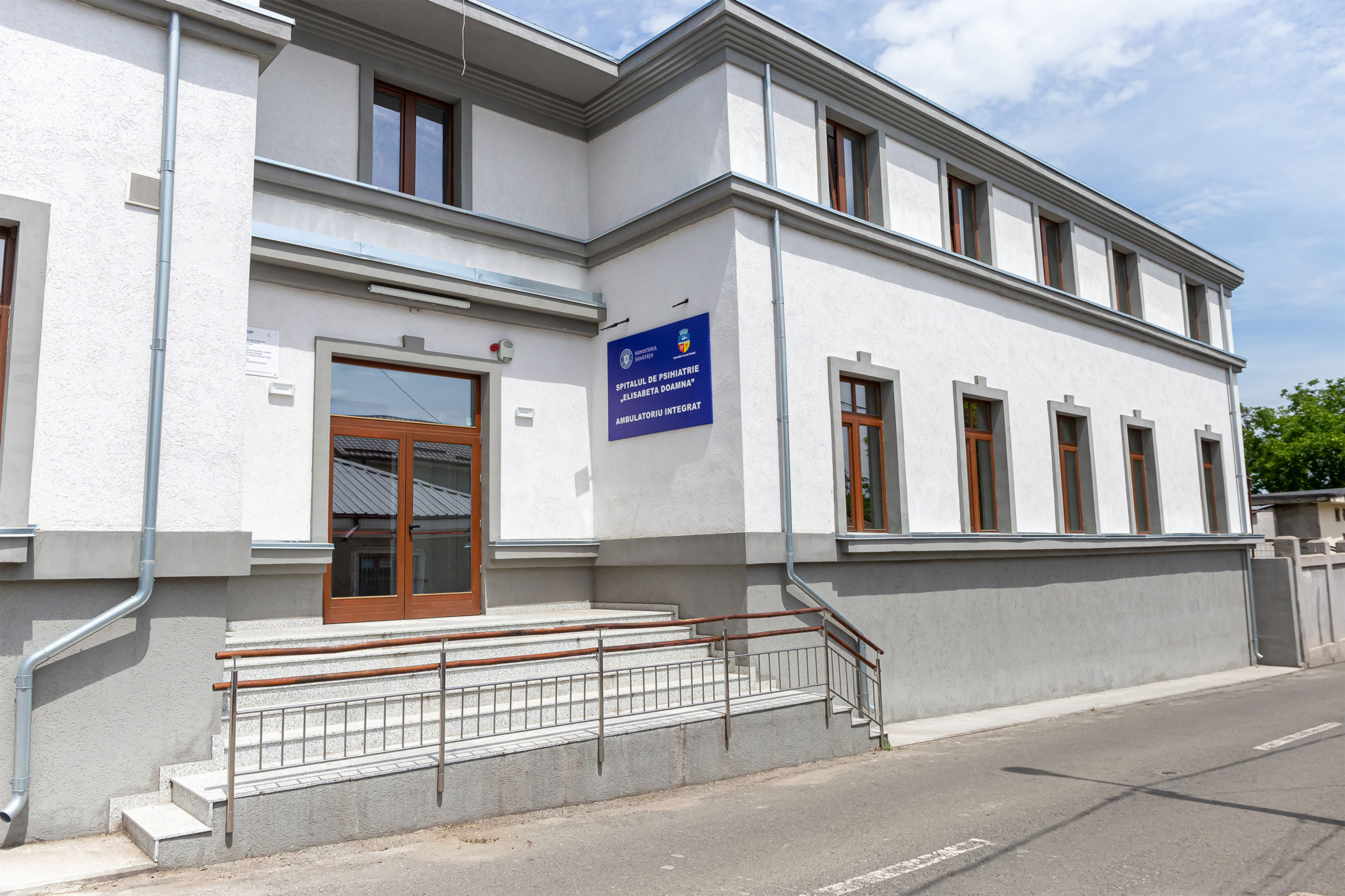 Construirea a două centre de îngrijiri paliative, la licitaţie