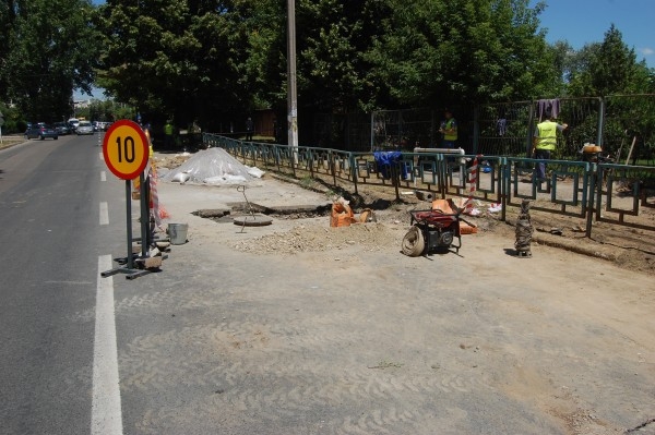 ATENŢIE, ŞOFERI! Circulaţia s-a închis complet pe strada Stadionului pentru CEL PUŢIN DOUĂ LUNI