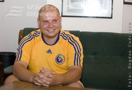 Globe-trotterul din peluză