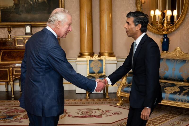 Rishi Sunak, numit oficial premier de Regele Charles al III-lea