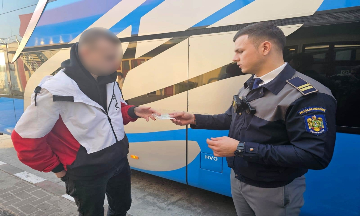 A încercat să treacă vama folosind cartea de identitate a fratelui său