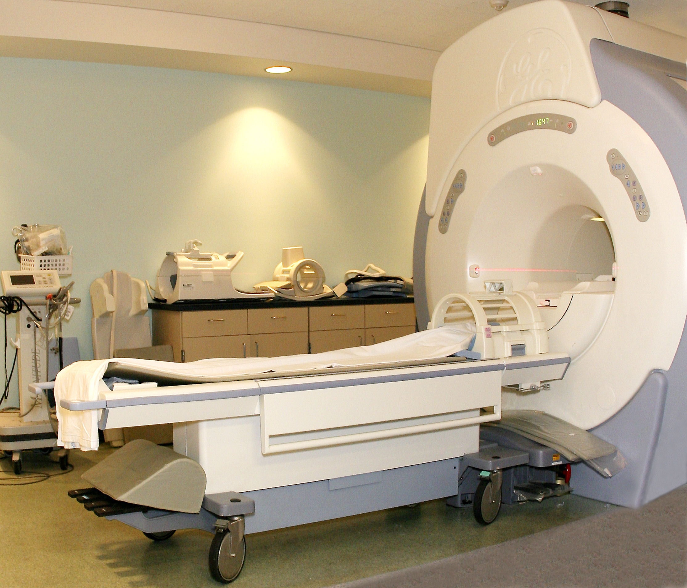 Va avea Spitalul Judeţean două RMN-uri? 