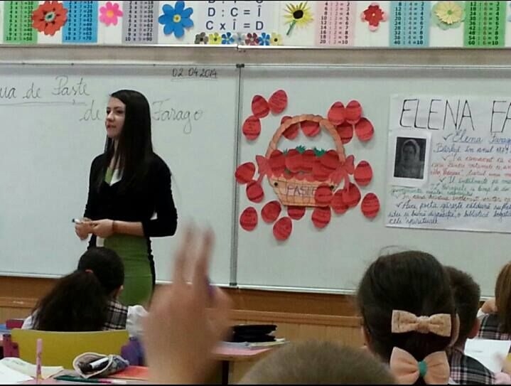 Dascălul, între datorie şi pasiune - o profesie nobilă, dar grea