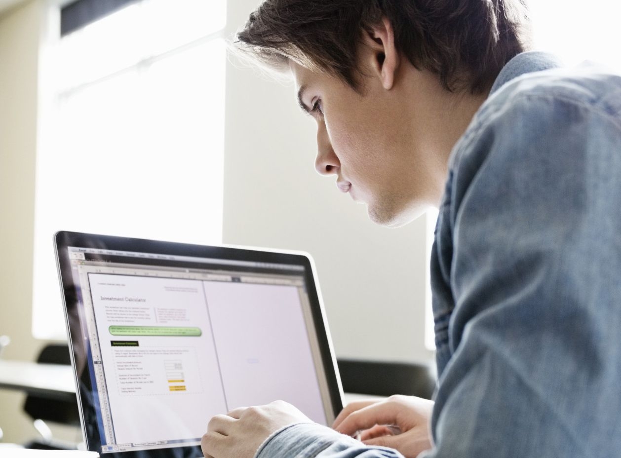 Licențe GRATUITE de proiectare navală pentru studenții gălățeni