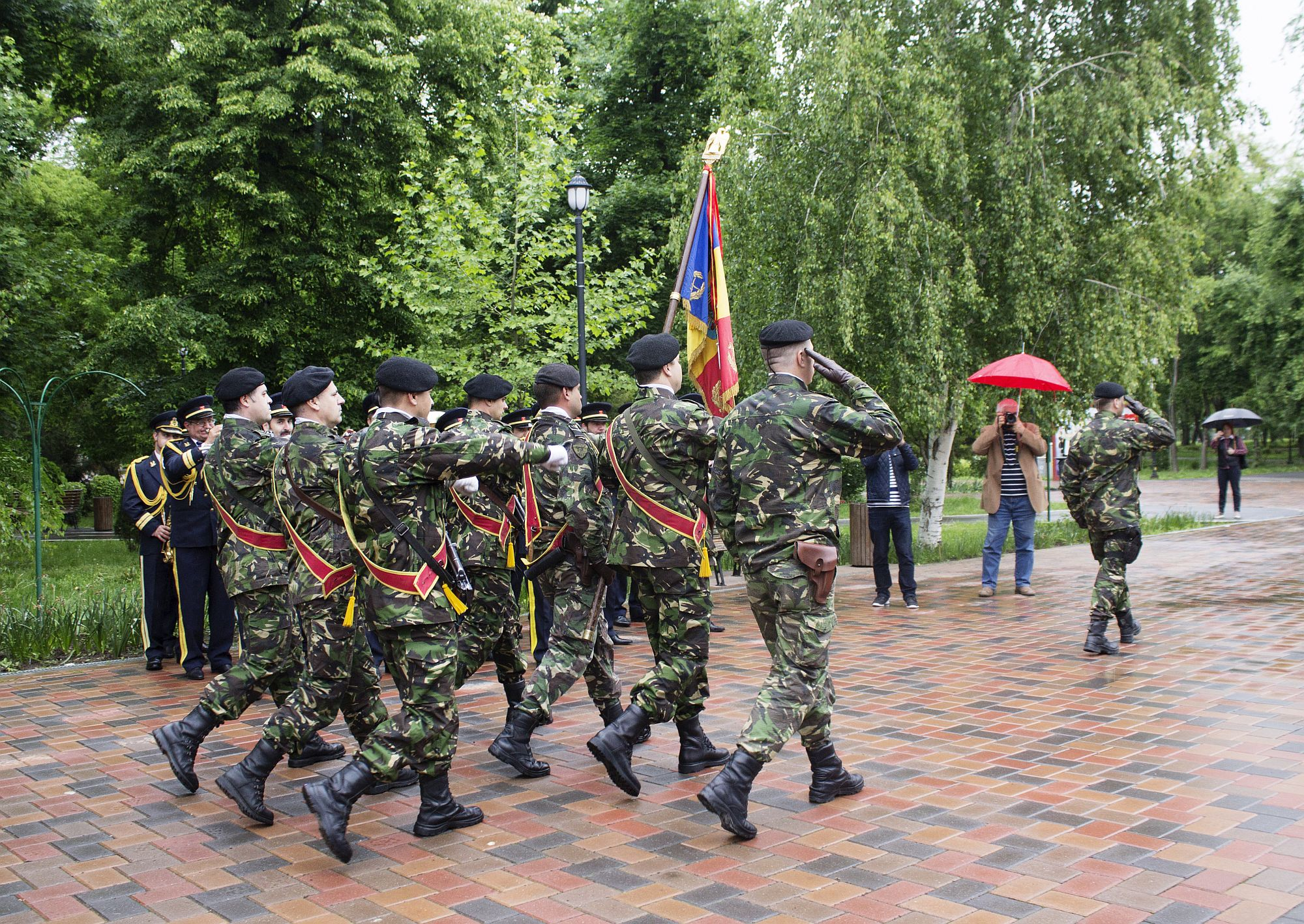 Manifestări, la Galați, de Ziua Independenţei, Victoriei şi Europei