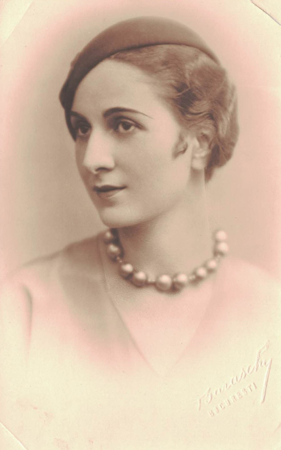 Elena Hanagic - 55 de ani de la moarte. O întemeietoare a mişcării plastice de la Dunărea de Jos