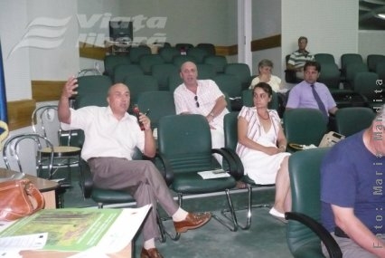 Cine are ceva de spus să spună! 