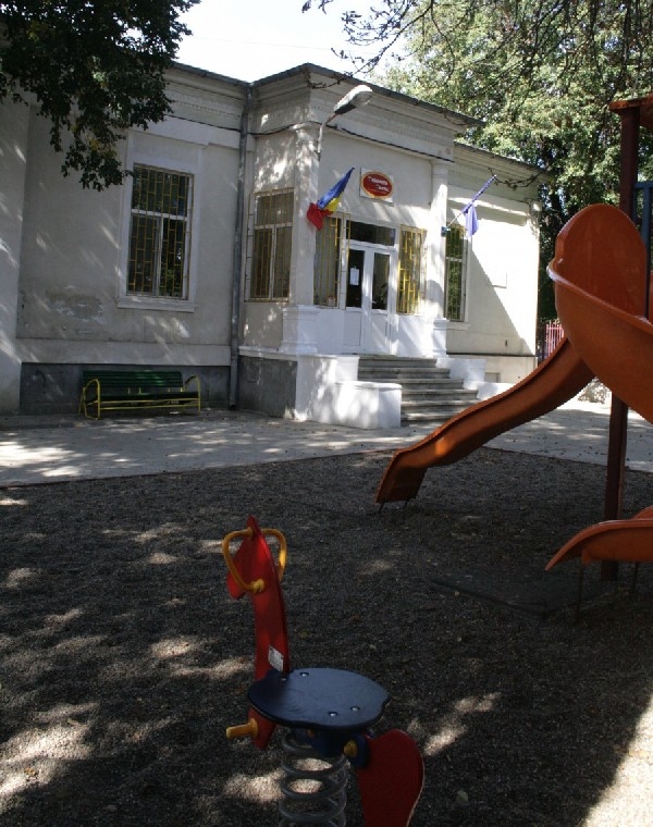 Încep înscrierile la grădiniţe