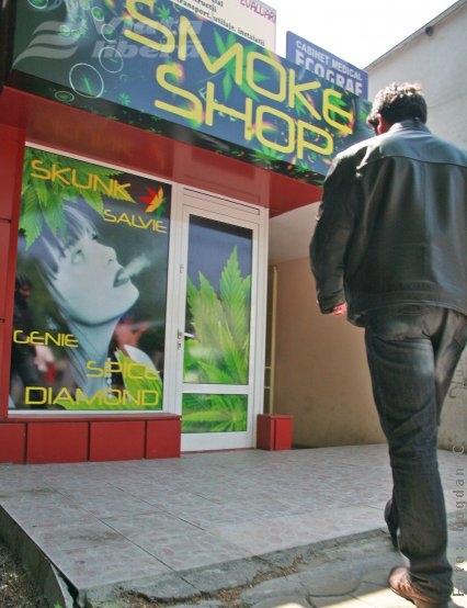 Magazin de vise lângă şcoală 