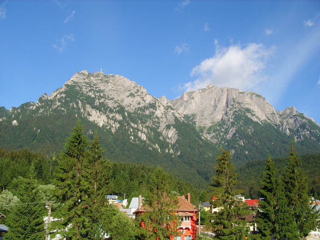 "O săptămână la munte", cu BANI PUŢINI, începând de mâine