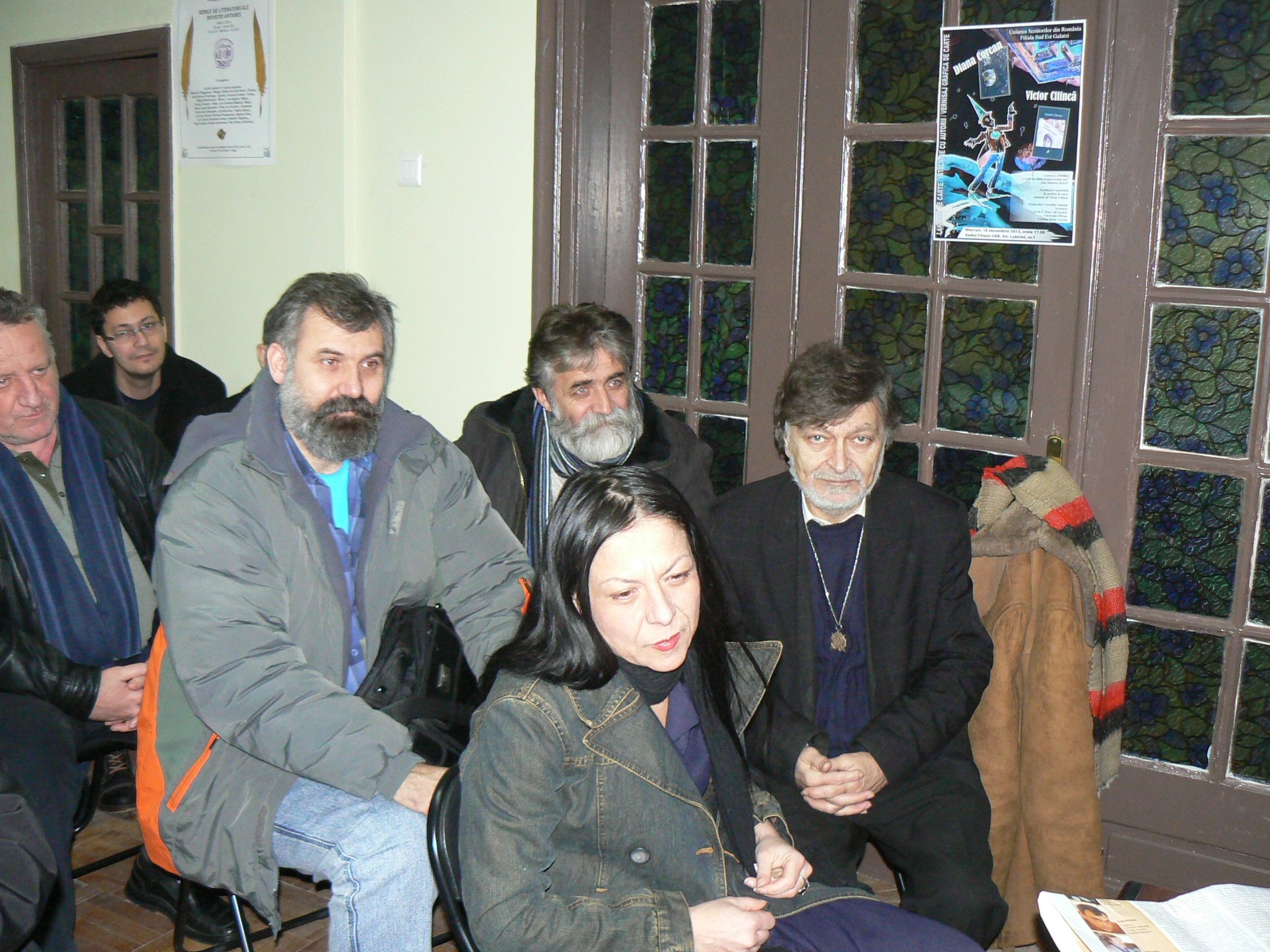 Dublă lansare de carte şi expoziţie de grafică: Labirintul "universului mic" şi labirintul istoriei