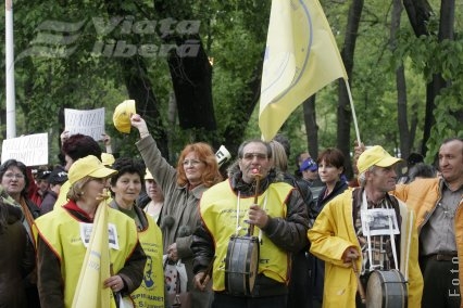 Cercul vicios al ierarhiei bugetarilor