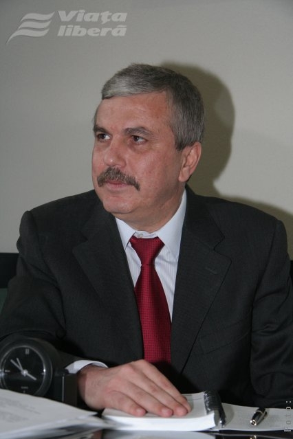 Pensiile au scăpat, portofelele nu