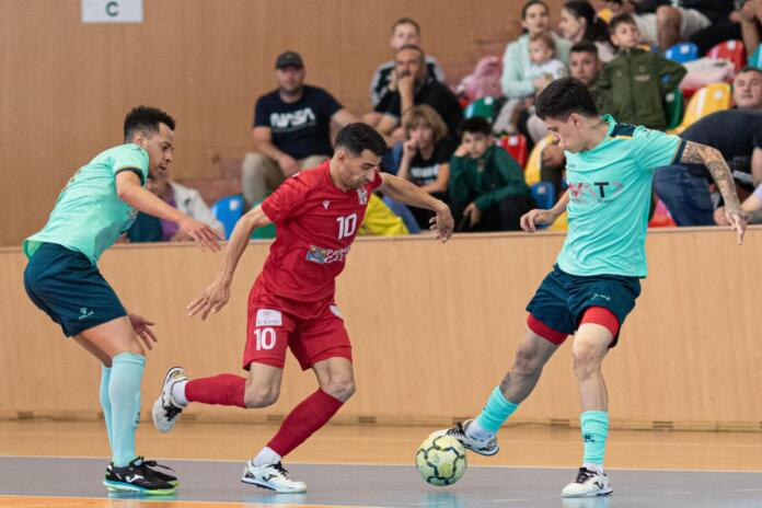 Succes categoric pentru United