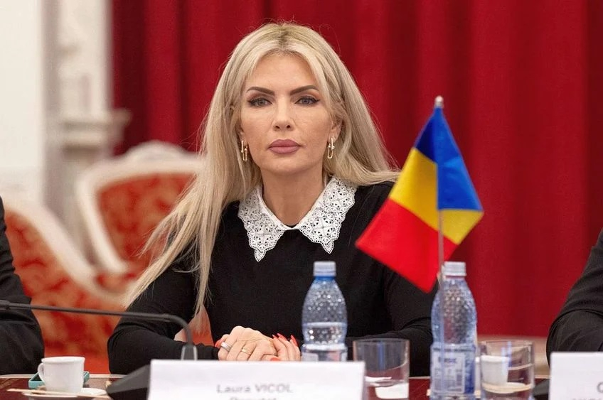 Laura Vicol demisionează după scandalul "Nordis"