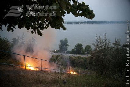 Flăcări pe Faleză