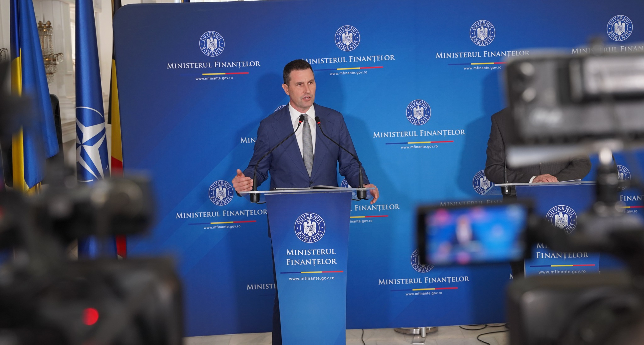 Garanțiile că nu vor crește taxele sunt „oferite de Cel de sus”