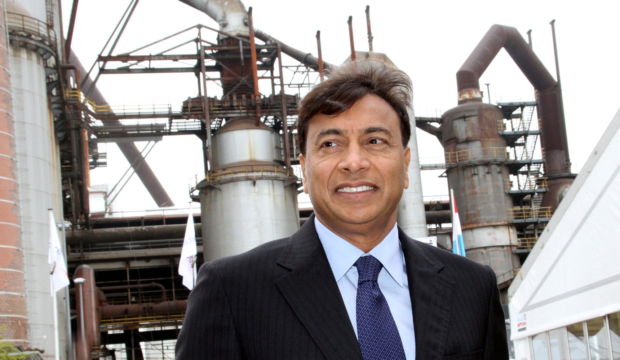 Mittal face lobby pe lângă Ponta şi Băsescu în problema preţului energiei