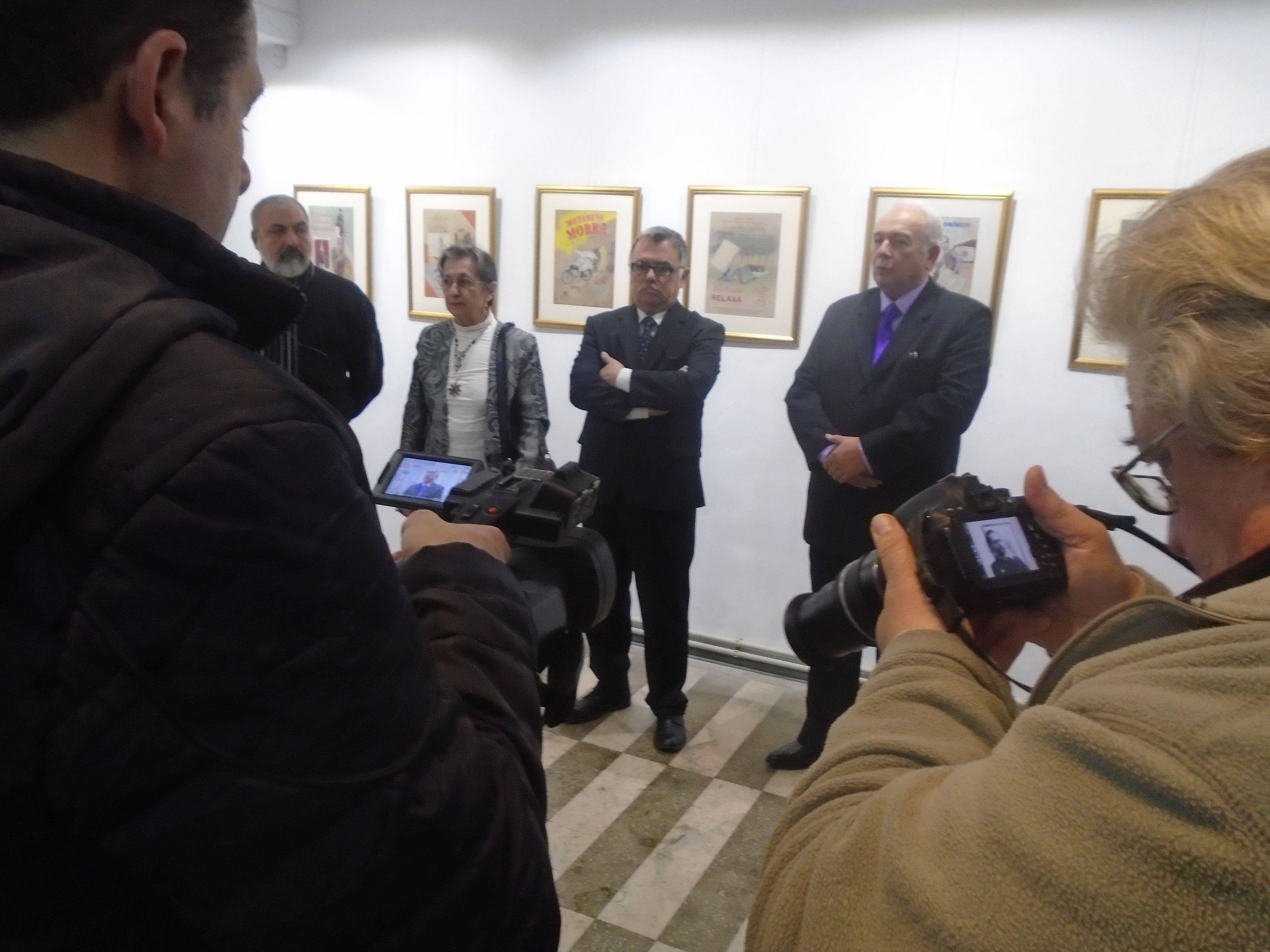 Crihană şi istoria comunismului în şarje