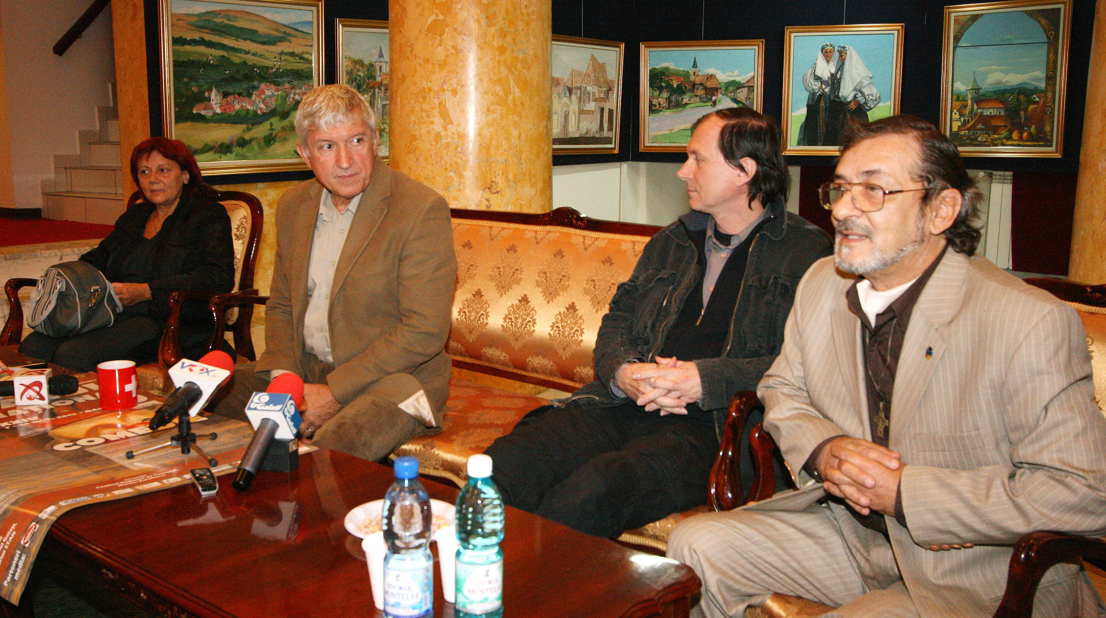 Criză, mon cher! - Colocviu de teatru dominat de Mircea Diaconu