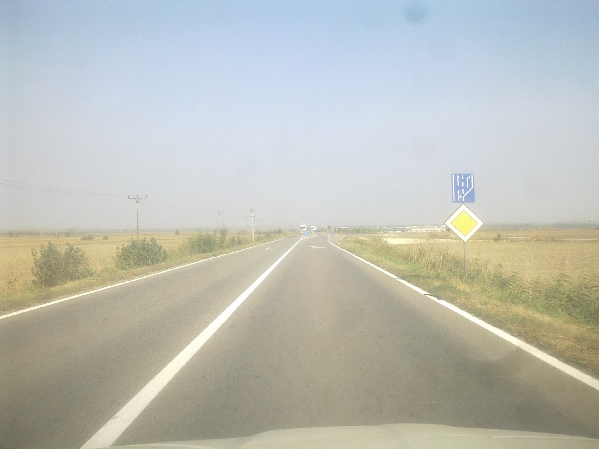 Capcane MORTALE pentru şoferi/ DOREL „încurcă-trafic” a ajuns şi în zona Galaţi-Brăila