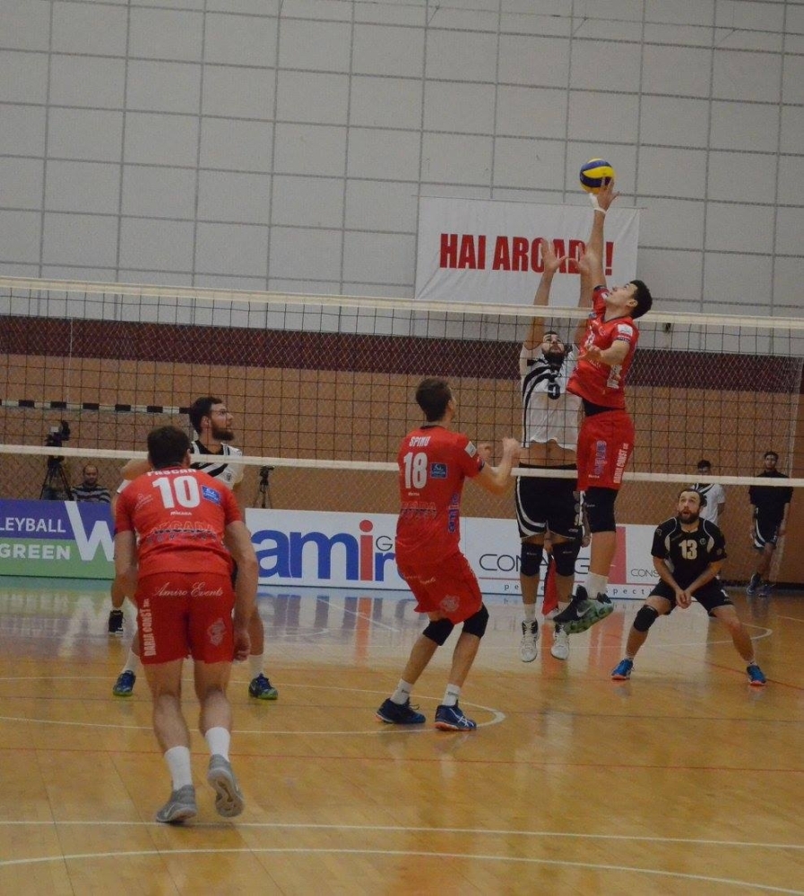 Start competiţional AMÂNAT pentru voleibaliştii de la Arcada