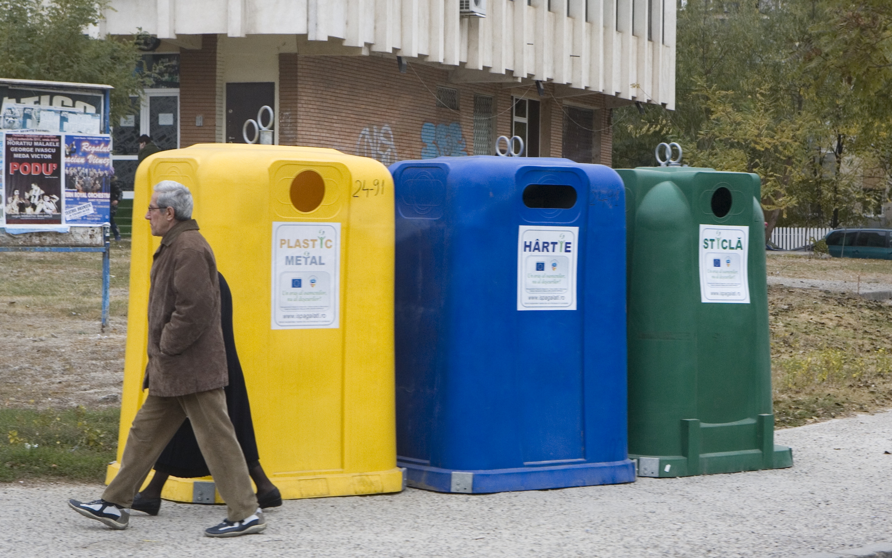 Ne civilizăm sau doar ne specializăm în furat? 
