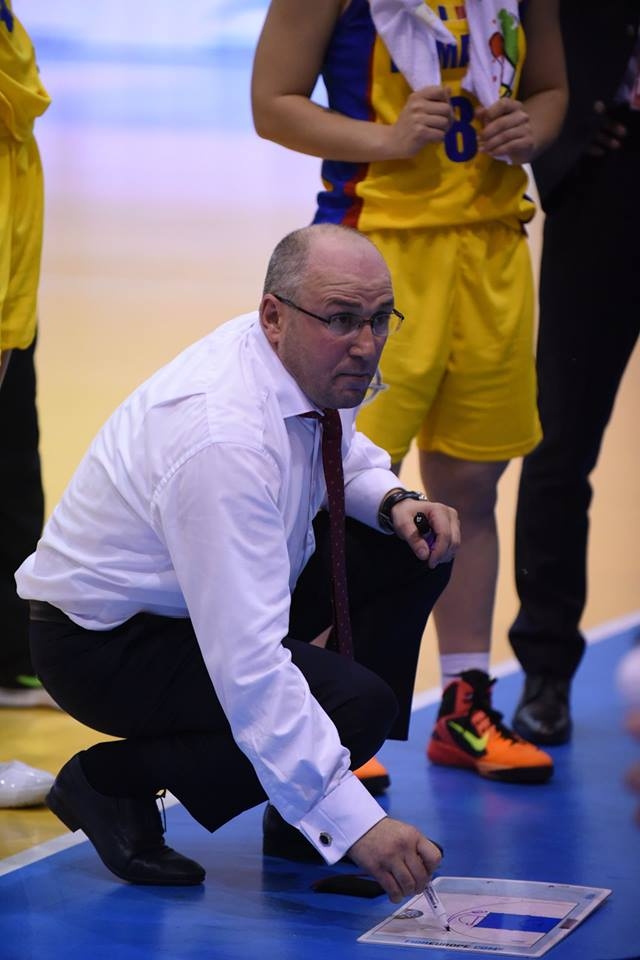 Florin Nini, selecţionerul "naţionalei" feminine de baschet: „EuroBasket 2015 trebuie să fie un punct zero pentru noi”