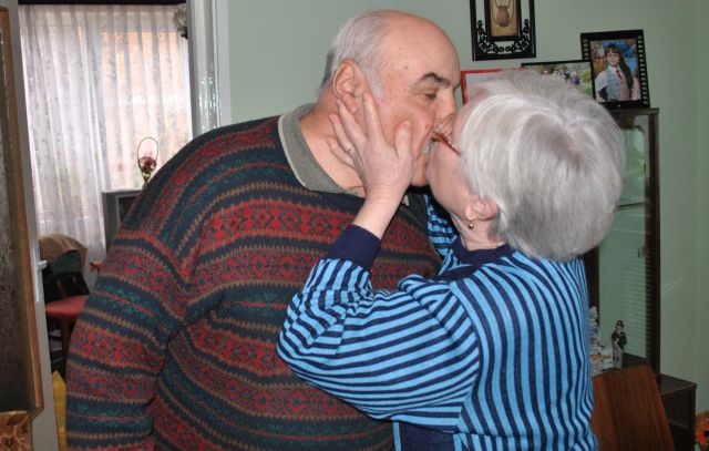 Aur pentru căsnicia soţilor Simionescu - Dragostea poate să ţină toată viaţa