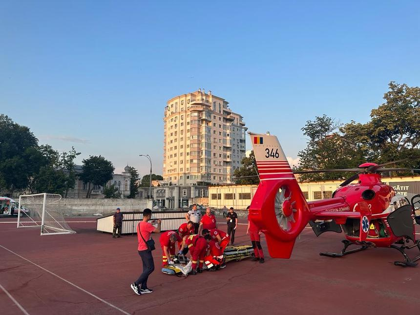Elicopterul SMURD de la Galaţi a salvat un copil din Republica Moldova
