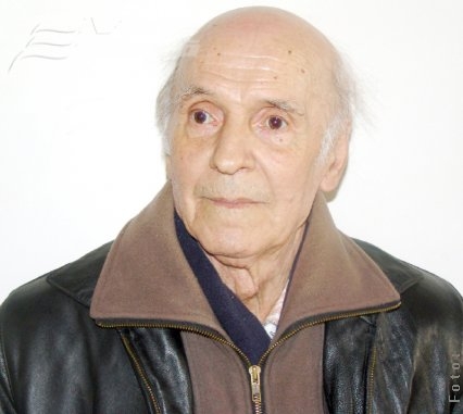 Ninge pe mormântul lui… Lică