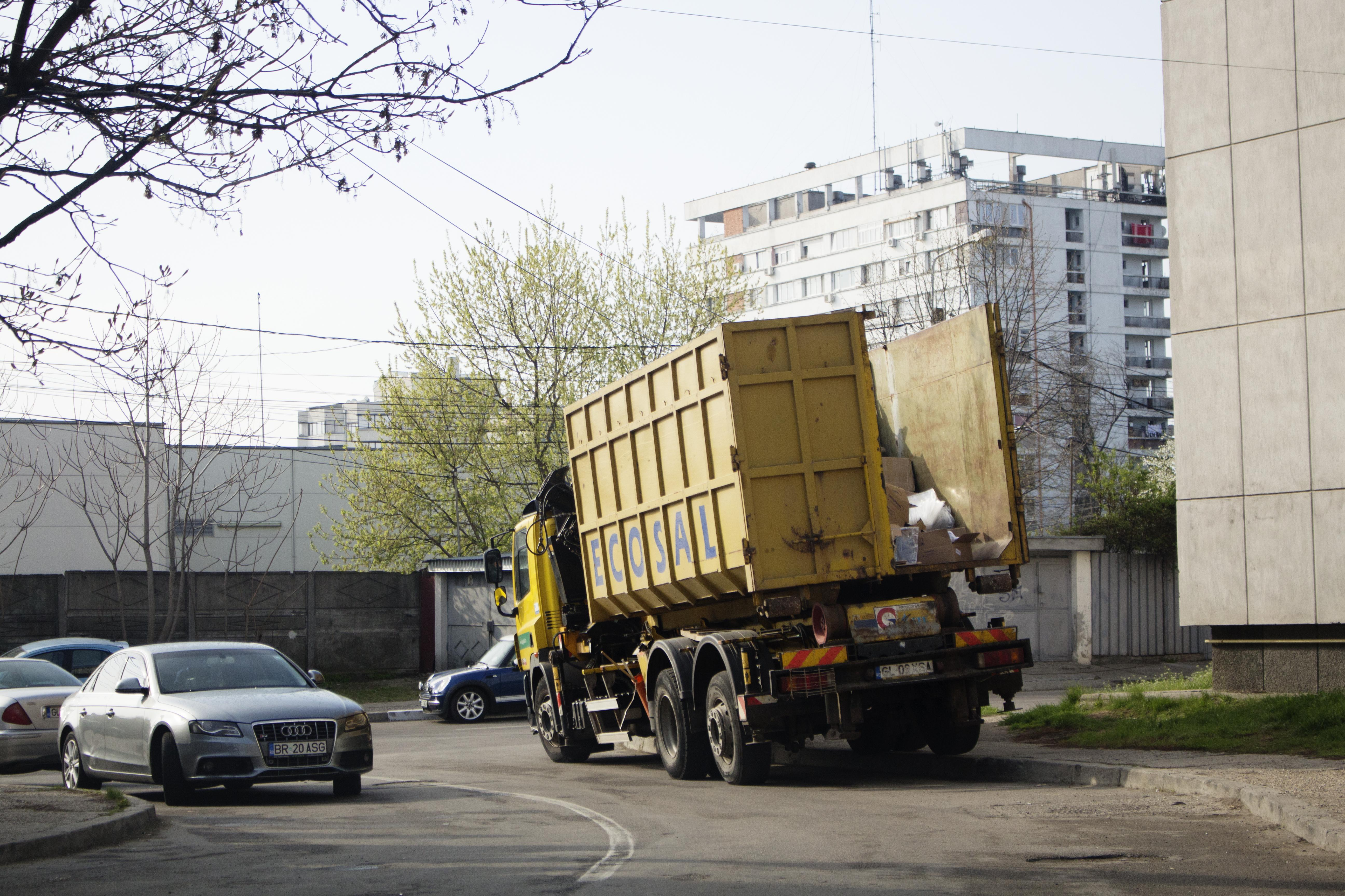 Colectarea selectivă "din uşă în uşă" pare să dea roade