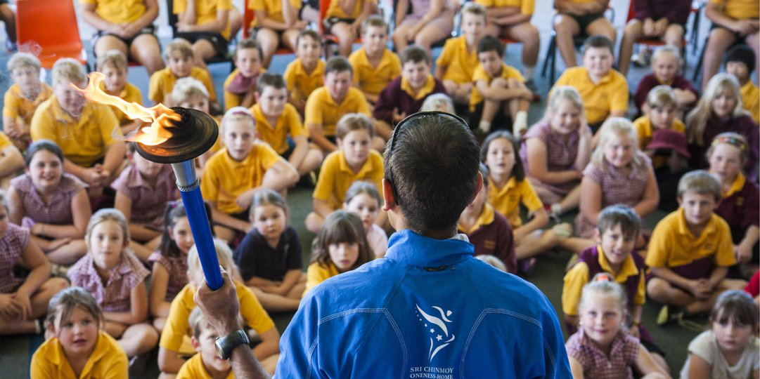 „Peace Run” predă joi ștafeta la o şcoală din Galați