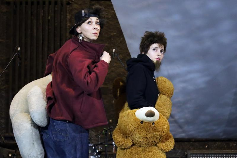 O nouă abordare în spectacolele Teatrului Dramatic