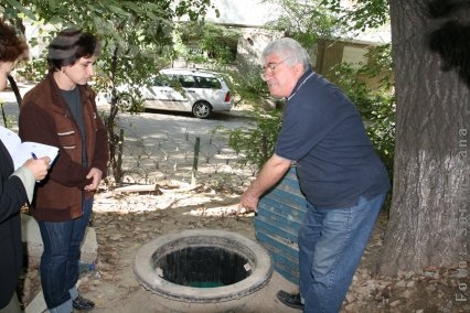 În Ţiglina I, dejecţiile ajung în subsol, la blocul D1 