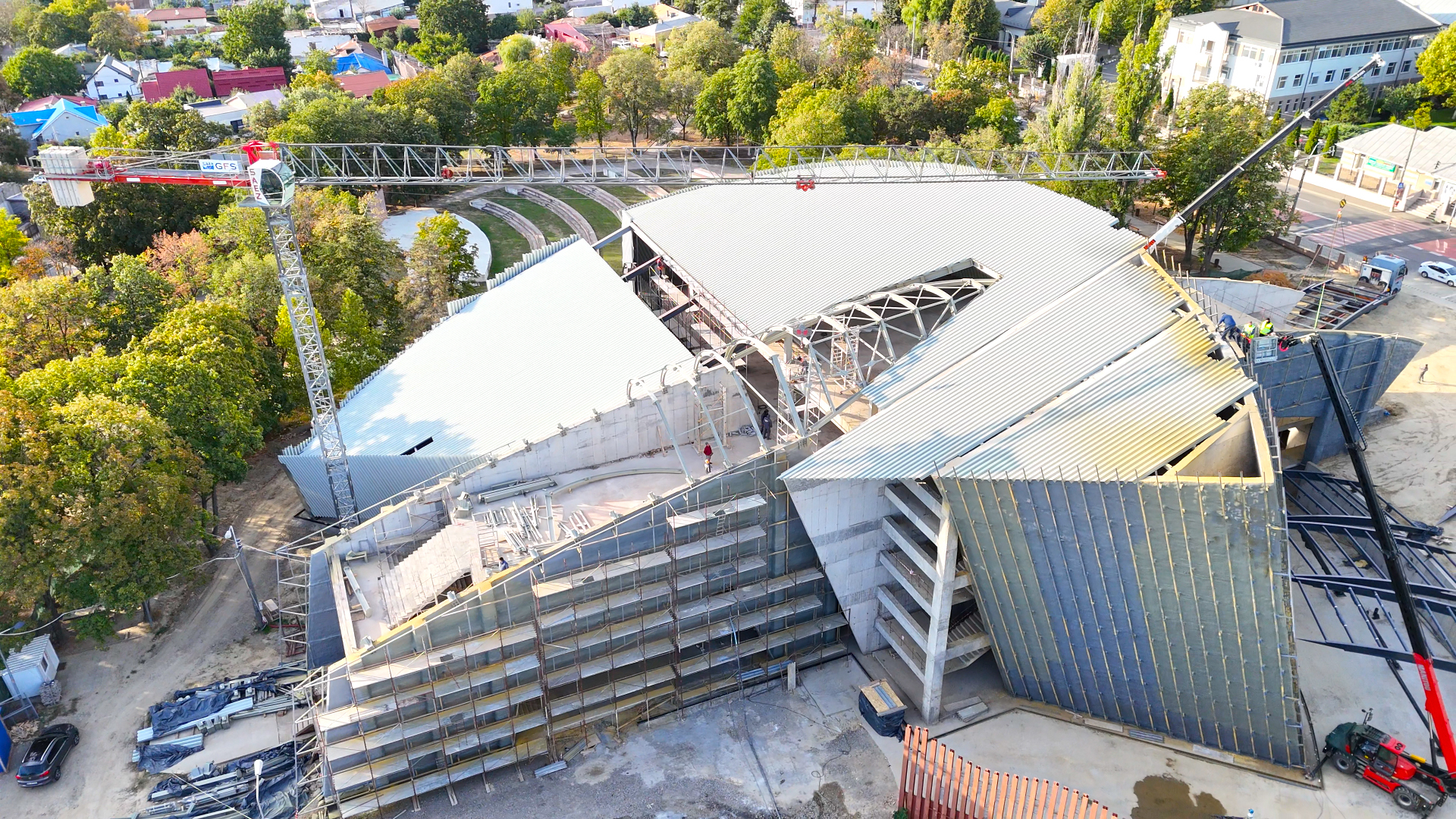 Se lucrează intens pe șantierul noului Muzeu de Artă Vizuală din Galați