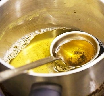 De 1 iunie, să RECICLĂM ULEIUL REZIDUAL! Iată cum și de ce