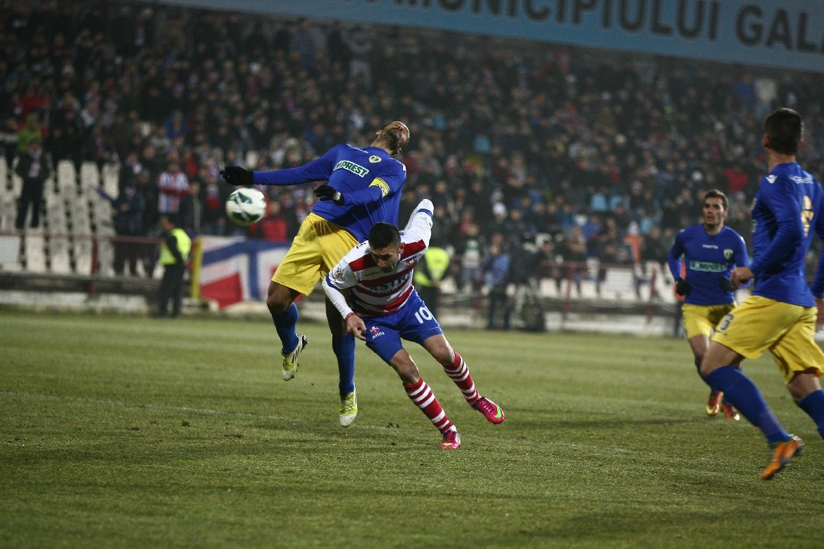 FOTO / Oţelul, până la desfiinţare, aproape de retrogradare