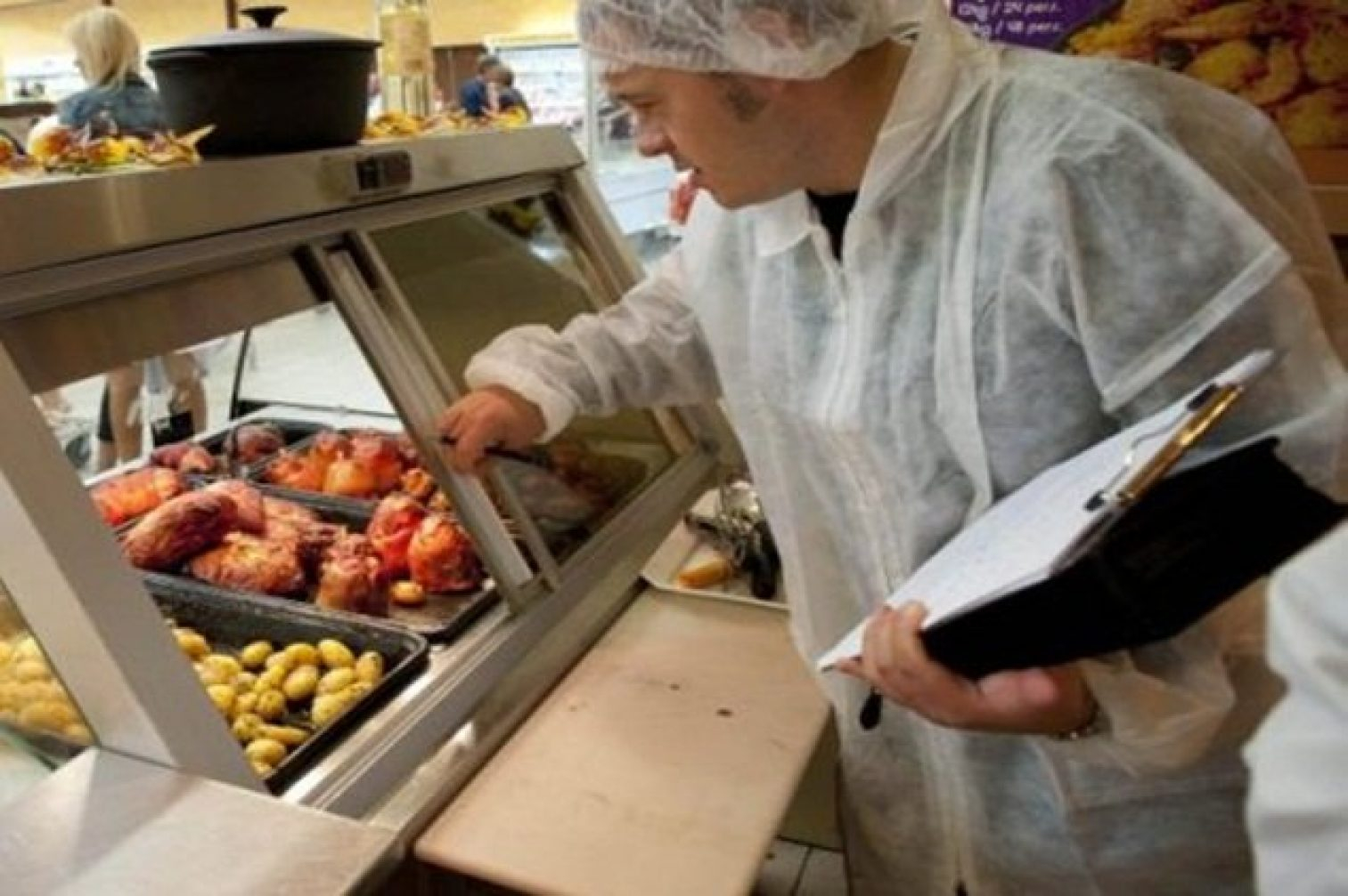 Controale la terasele şi restaurantele de pe Litoral