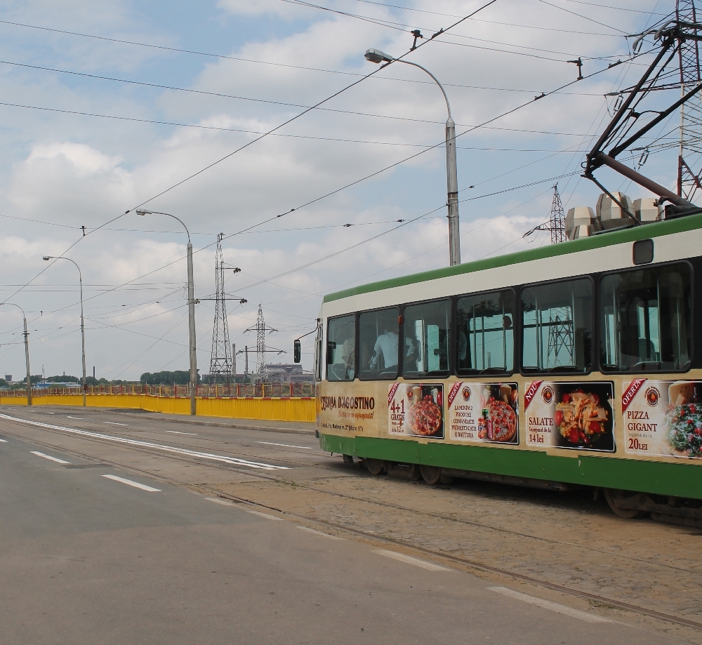 VIADUCTUL a redevenit funcţional. TRAFICUL uşor va fi reluat de luni