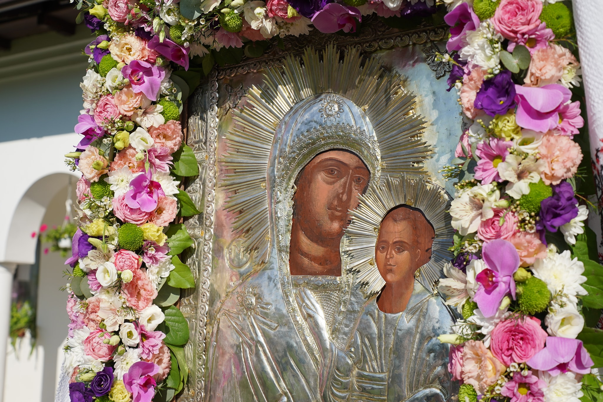 Programul pelerinajului cu Icoana făcătoare de minuni a Maicii Domnului de la Mănăstirea Adam