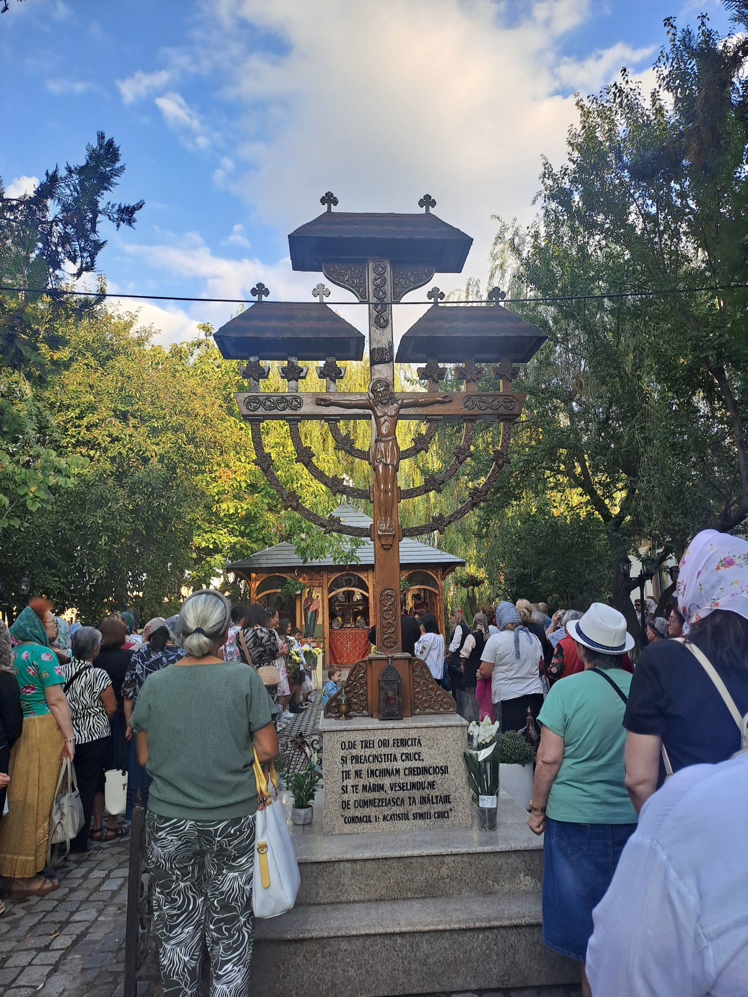 Sărbătoarea Sfintei Cruci, moment de bucurie sufletească la Galați (GALERIE FOTO)